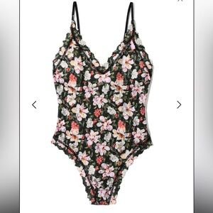 Hanky Panky NWT Printed Signature Lace Thong Bodysuit Size Medium